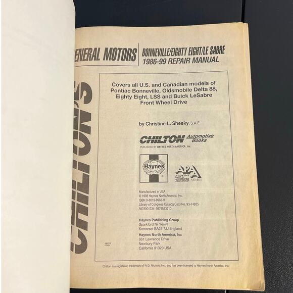 Chilton's General Motors Bonneville/Eighty Eight/Le Sabre: 1986-99 Repair Manual - Picture 4 of 6